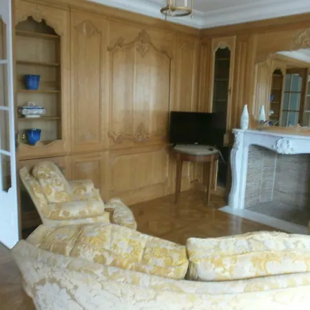 Apartment Ahizpak *
